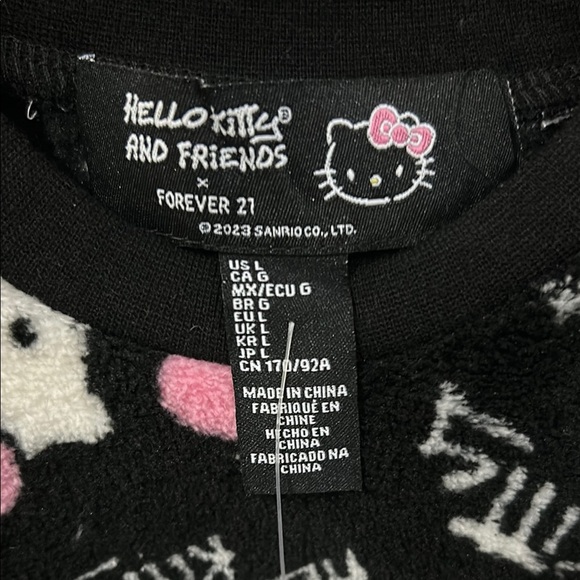 Hello Kitty Black and Pink Short Sleeve Tee for Small Pets - Picture 3 of 10